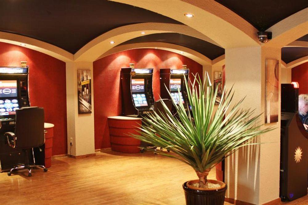 Bach Hotel Porta Westfalica Esterno foto